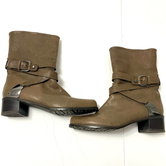 Stuart Weitzman Ranch Dressing Moto Boot Tan Leather Block Heel Womens Size 6M - Picture 4 of 11